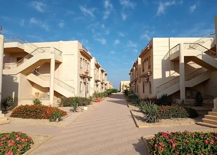 In Regina El Sokhna Апарт-отель